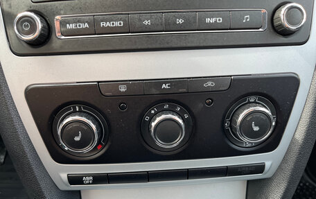 Skoda Octavia, 2011 год, 745 000 рублей, 16 фотография