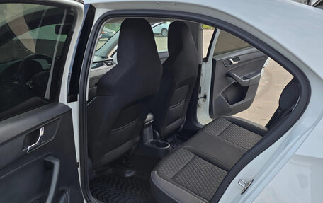 Skoda Rapid I, 2015 год, 830 000 рублей, 15 фотография