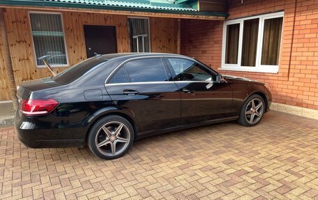 Mercedes-Benz E-Класс, 2013 год, 2 300 000 рублей, 10 фотография