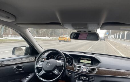 Mercedes-Benz E-Класс, 2013 год, 2 300 000 рублей, 14 фотография