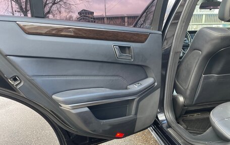 Mercedes-Benz E-Класс, 2013 год, 2 300 000 рублей, 25 фотография