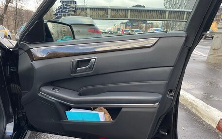 Mercedes-Benz E-Класс, 2013 год, 2 300 000 рублей, 26 фотография