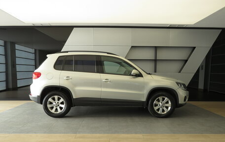 Volkswagen Tiguan I, 2013 год, 939 000 рублей, 23 фотография