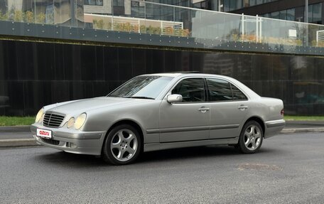 Mercedes-Benz E-Класс, 2001 год, 950 000 рублей, 10 фотография
