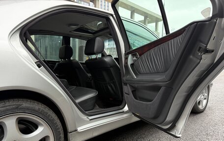 Mercedes-Benz E-Класс, 2001 год, 950 000 рублей, 12 фотография