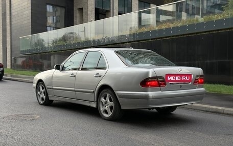 Mercedes-Benz E-Класс, 2001 год, 950 000 рублей, 8 фотография