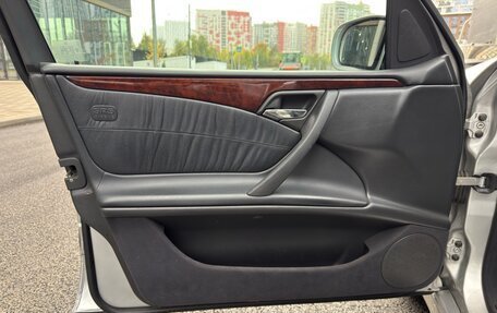 Mercedes-Benz E-Класс, 2001 год, 950 000 рублей, 27 фотография
