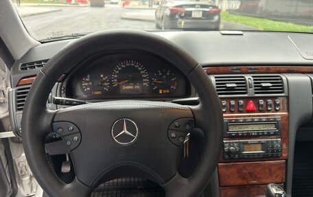 Mercedes-Benz E-Класс, 2001 год, 950 000 рублей, 17 фотография