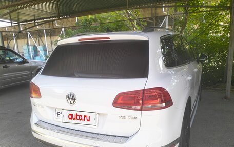 Volkswagen Touareg III, 2015 год, 2 900 000 рублей, 3 фотография