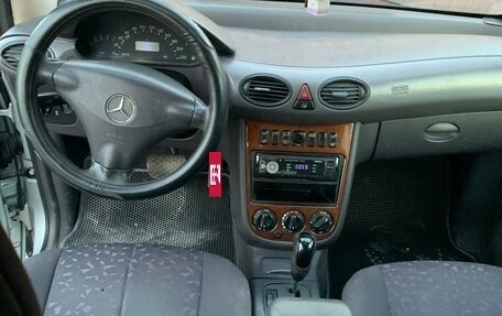 Mercedes-Benz A-Класс, 2001 год, 320 000 рублей, 8 фотография