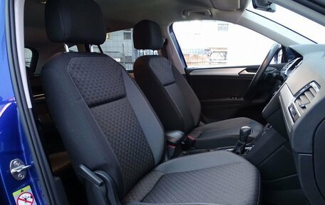 Volkswagen Tiguan II, 2020 год, 2 320 000 рублей, 12 фотография
