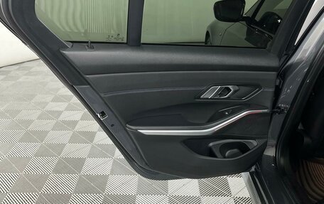 BMW 3 серия, 2019 год, 3 499 000 рублей, 10 фотография