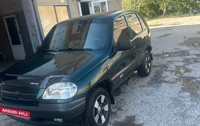 Chevrolet Niva I рестайлинг, 2004 год, 290 000 рублей, 1 фотография
