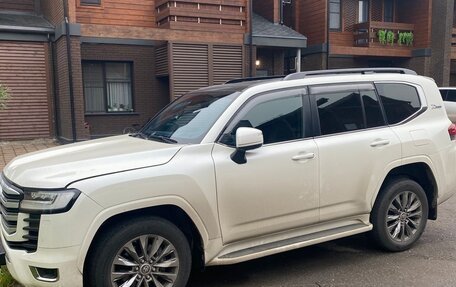 Toyota Land Cruiser, 2021 год, 7 800 000 рублей, 2 фотография