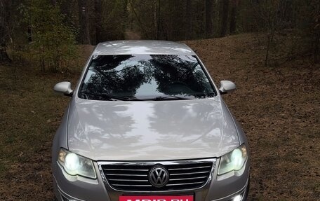 Volkswagen Passat B6, 2010 год, 750 000 рублей, 2 фотография