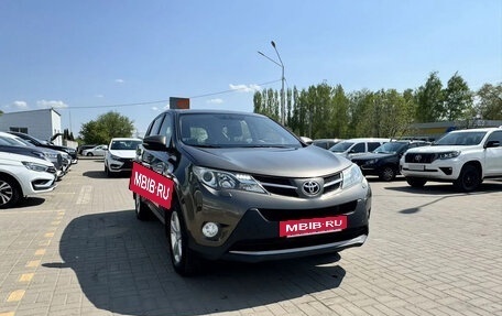 Toyota RAV4, 2014 год, 1 595 000 рублей, 6 фотография