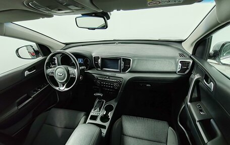 KIA Sportage IV рестайлинг, 2018 год, 2 290 000 рублей, 11 фотография