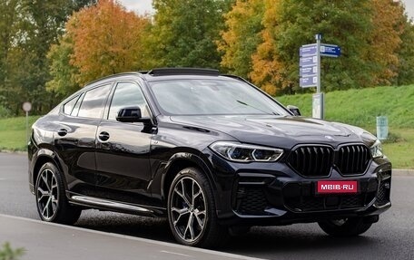 BMW X6, 2022 год, 8 990 000 рублей, 2 фотография