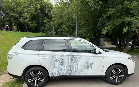 Mitsubishi Outlander III рестайлинг 3, 2013 год, 990 000 рублей, 3 фотография