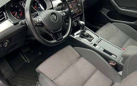 Volkswagen Passat B8 рестайлинг, 2019 год, 1 870 000 рублей, 12 фотография