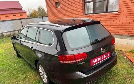 Volkswagen Passat B8 рестайлинг, 2019 год, 1 870 000 рублей, 4 фотография