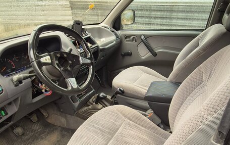 Nissan Terrano II рестайлинг, 1994 год, 470 000 рублей, 6 фотография