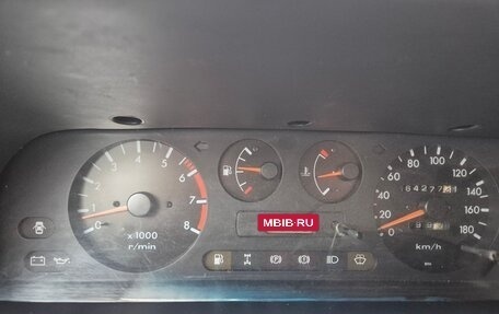 Nissan Terrano II рестайлинг, 1994 год, 470 000 рублей, 15 фотография