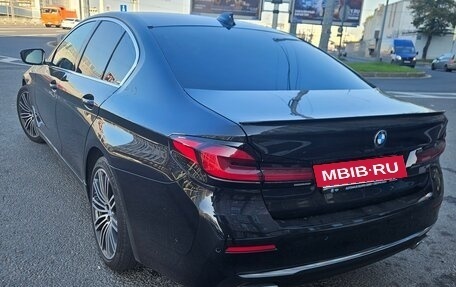 BMW 5 серия, 2021 год, 5 500 000 рублей, 3 фотография