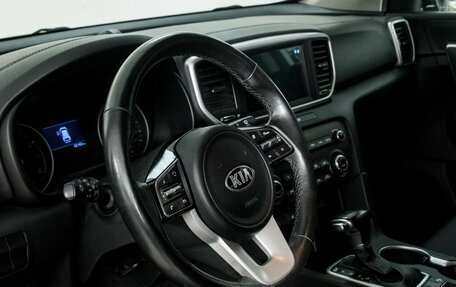 KIA Sportage IV рестайлинг, 2020 год, 2 300 000 рублей, 5 фотография
