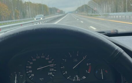 BMW 5 серия, 2003 год, 650 000 рублей, 2 фотография