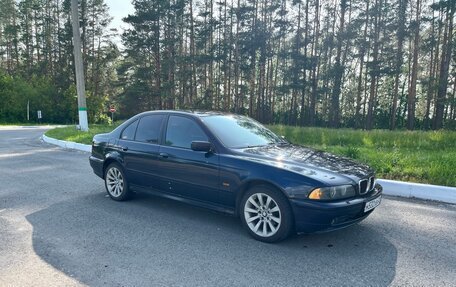BMW 5 серия, 2003 год, 650 000 рублей, 4 фотография