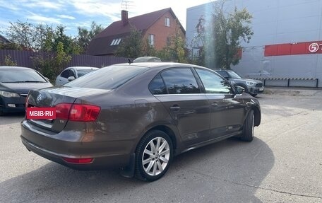 Volkswagen Jetta VI, 2012 год, 750 000 рублей, 4 фотография
