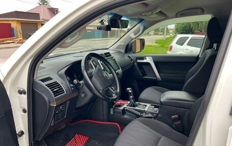 Toyota Land Cruiser Prado 150 рестайлинг 2, 2018 год, 5 700 000 рублей, 10 фотография
