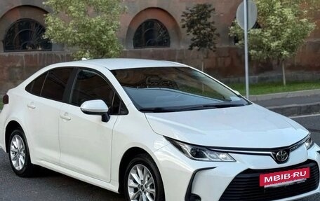 Toyota Corolla, 2021 год, 1 450 000 рублей, 5 фотография