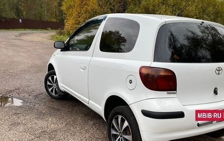 Toyota Yaris I рестайлинг, 2003 год, 380 000 рублей, 4 фотография