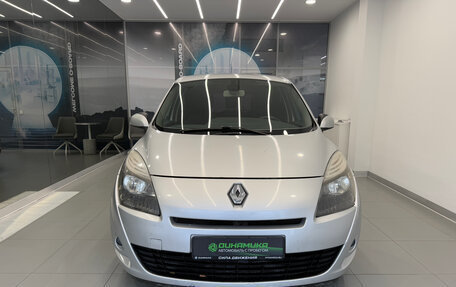 Renault Scenic III, 2010 год, 600 000 рублей, 2 фотография