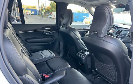 Volvo XC90 II рестайлинг, 2019 год, 3 400 000 рублей, 12 фотография