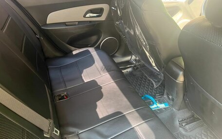 Chevrolet Cruze II, 2011 год, 770 000 рублей, 4 фотография