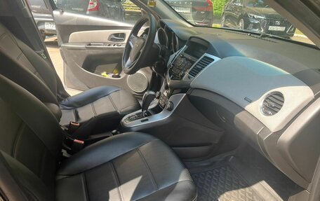 Chevrolet Cruze II, 2011 год, 770 000 рублей, 7 фотография