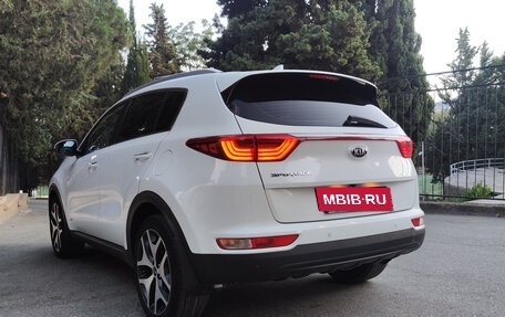 KIA Sportage IV рестайлинг, 2018 год, 2 300 000 рублей, 2 фотография