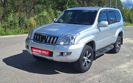 Toyota Land Cruiser Prado 120 рестайлинг, 2004 год, 1 320 000 рублей, 2 фотография