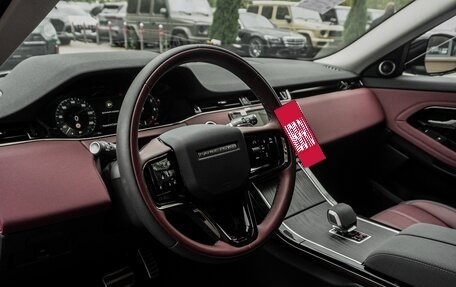 Land Rover Range Rover Evoque II, 2024 год, 5 999 000 рублей, 14 фотография