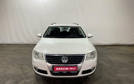Volkswagen Passat B6, 2010 год, 550 000 рублей, 2 фотография
