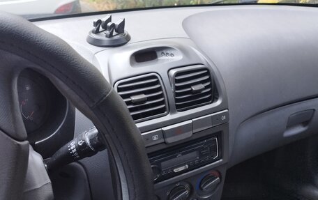 Hyundai Accent II, 2005 год, 345 000 рублей, 1 фотография