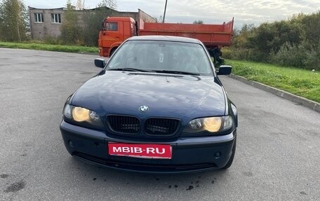 BMW 3 серия, 2004 год, 450 000 рублей, 1 фотография