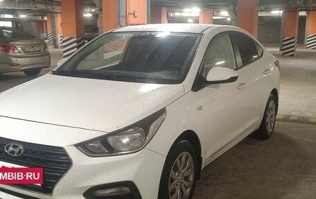 Hyundai Solaris II рестайлинг, 2017 год, 920 000 рублей, 3 фотография