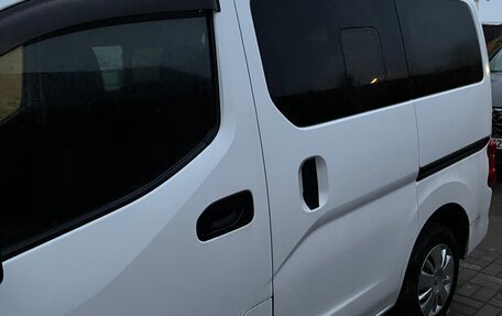 Nissan NV200, 2013 год, 1 600 000 рублей, 4 фотография