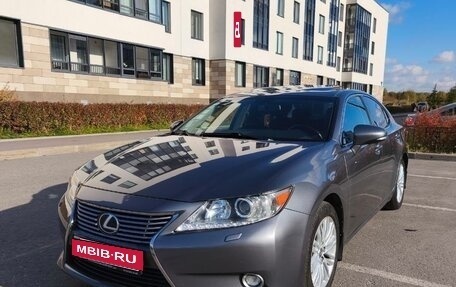 Lexus ES VII, 2014 год, 1 980 000 рублей, 7 фотография