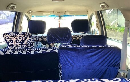 Toyota Passo Sette, 2010 год, 720 000 рублей, 18 фотография