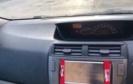 Toyota Passo Sette, 2010 год, 720 000 рублей, 9 фотография